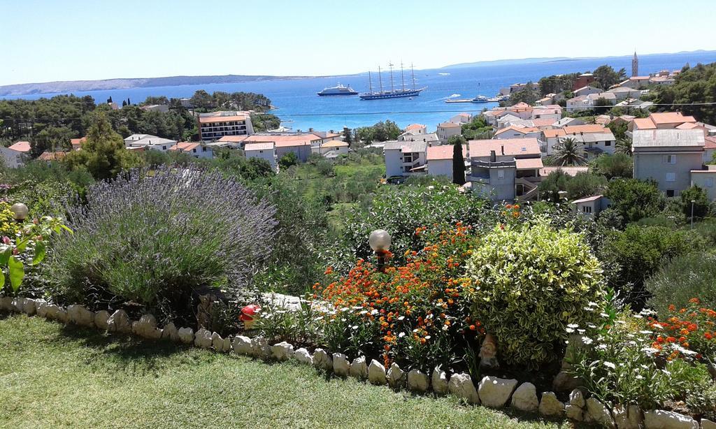 Guest House Lucija Banjol ภายนอก รูปภาพ